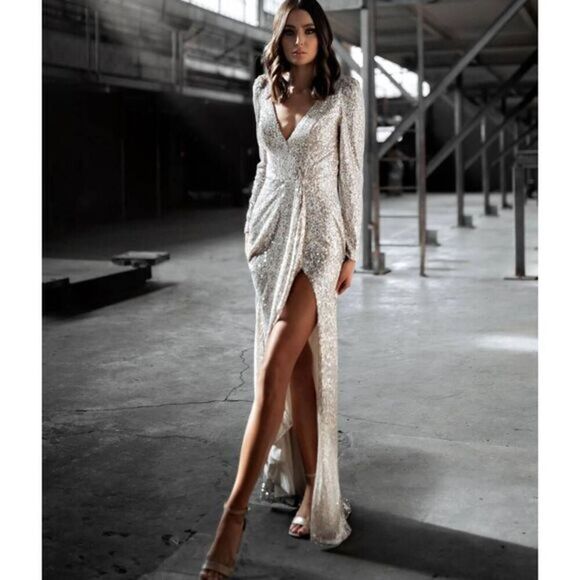 Mac Duggal SEQUINED LONG SLEEVE GOWN Sz 4